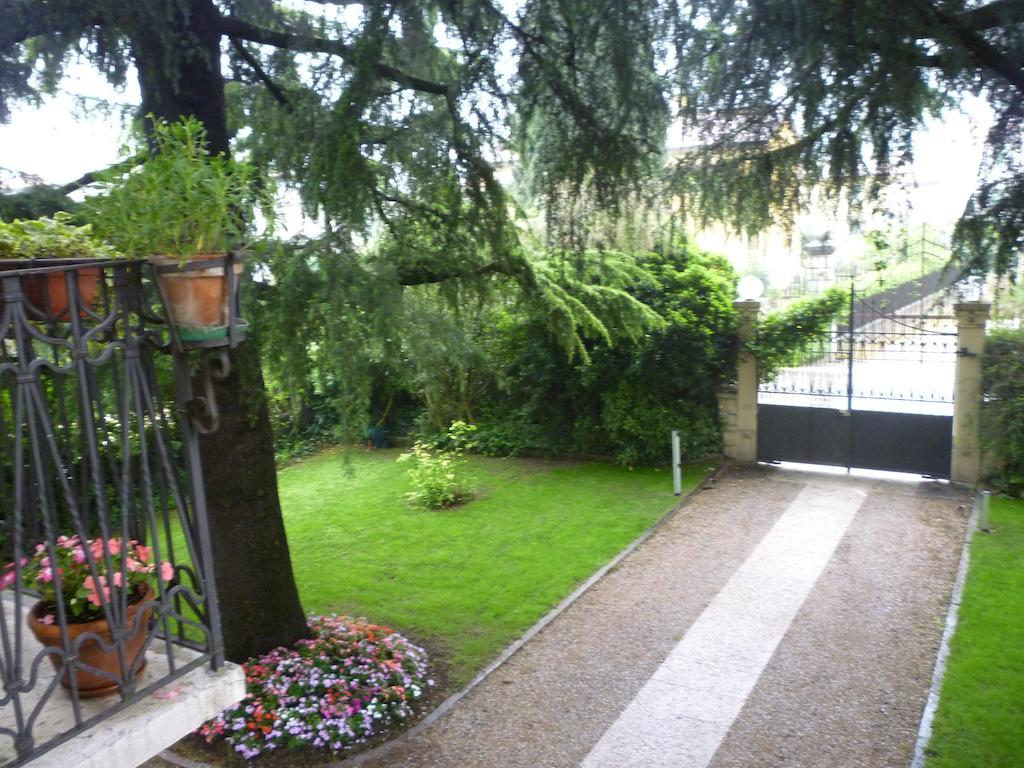 B&B Villa Dei Pini Domegliara Ngoại thất bức ảnh