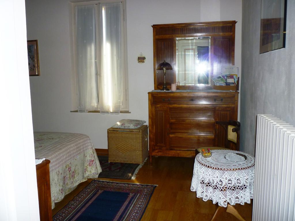 B&B Villa Dei Pini Domegliara Phòng bức ảnh
