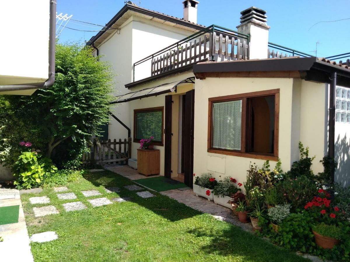 B&B Villa Dei Pini Domegliara Phòng bức ảnh